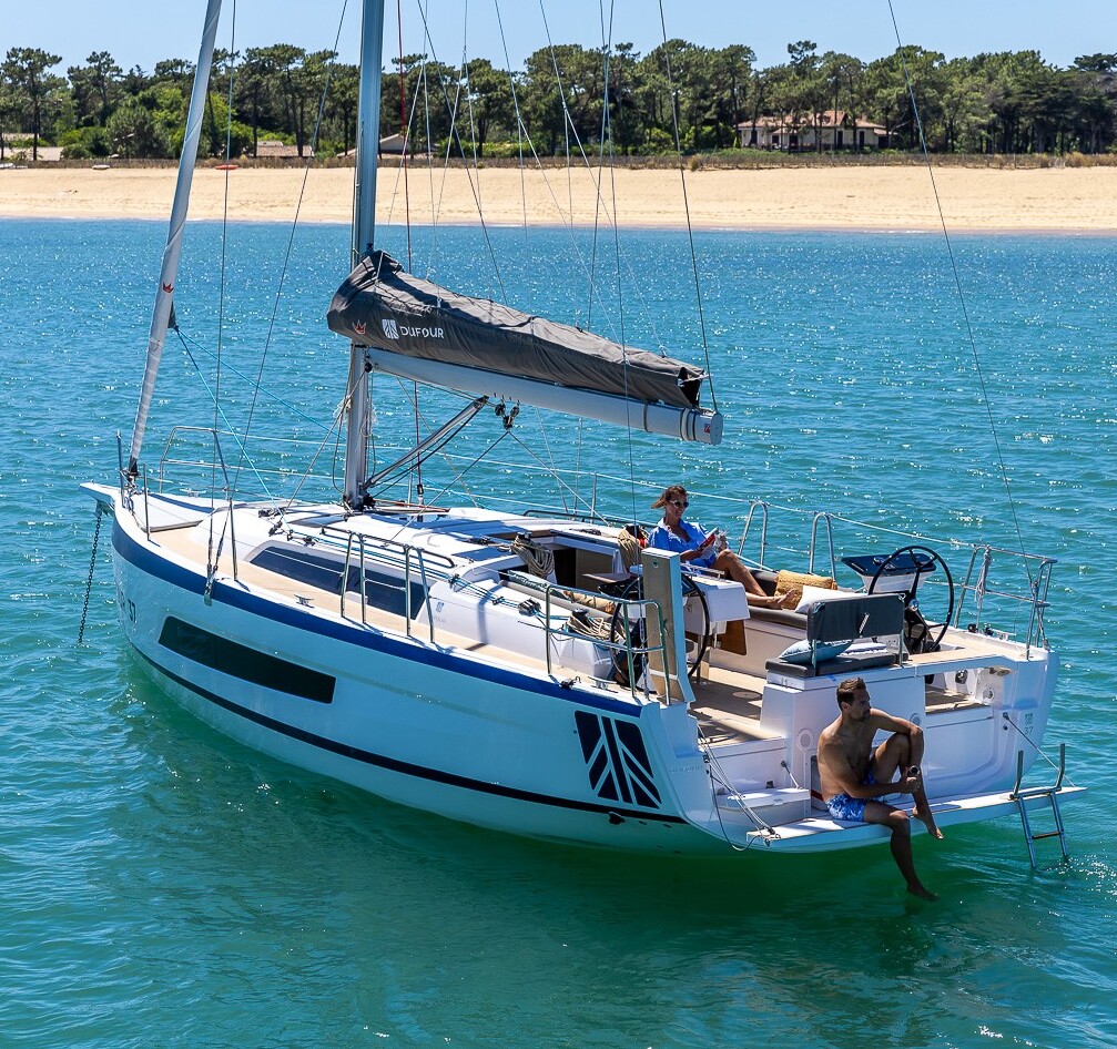 Dufour 37